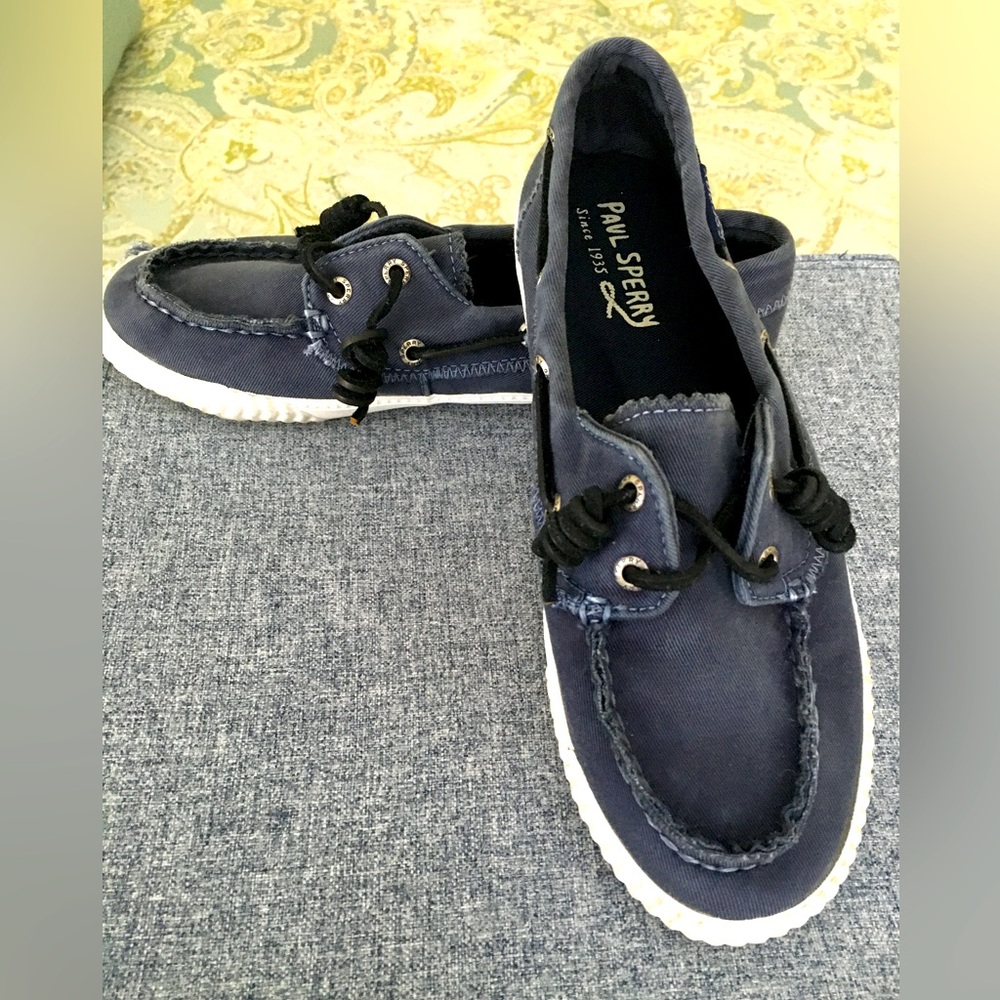 Sperry Canvas Shoe